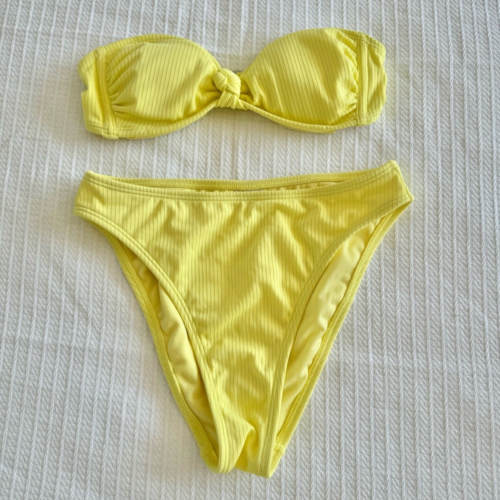 Xhilaration Women’s Yellow High Waisted Bikini size Small